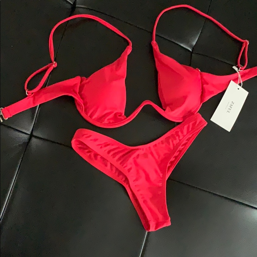 Zaful V-wire Push Up Plunge Bikini